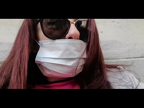 ❤️ Nicoletta o iphetetsa ho moahelani oa hae le pees ka karacheng ea hae (Special Covid19 Italy Quarantine) ☑ ❌️❤